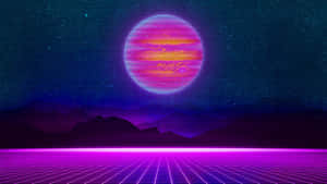 復古科幻場景中，發光星球與紫色山脈下的霓虹網格地板。