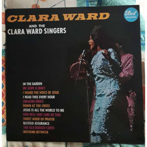 Clara Ward 與 Clara Ward Singers 的福音專輯封面，歌手身穿閃亮服裝。 — 音樂 GIF 壁紙