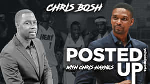 Chris Bosh 和 Chris Haynes 身穿西裝，背景有邁阿密熱火籃球運動員。 — 邁阿密熱火 壁紙