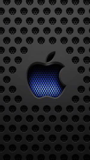 帶有發光藍色Apple標誌的黑色穿孔表面