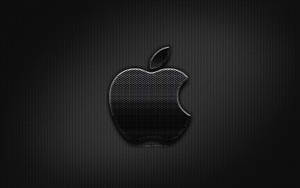 黑色Apple標誌帶網狀紋理在深色穿孔背景上
