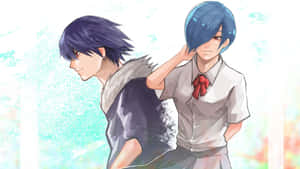 兩個藍色頭髮的動漫男孩背對背站立，穿著校服和連帽衫。 — 東京喰種角色 壁紙