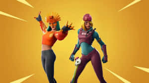 兩個穿著色彩繽紛服裝的 Fortnite 角色在黃色背景前充滿活力地擺姿勢。 — Fortnite 造型 壁紙