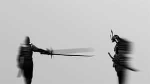 兩個武士在模糊且充滿動感的決鬥中刀劍相交。 — 日本武士 壁紙