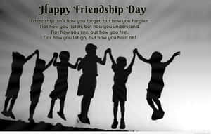 六個小孩剪影圍成圈跳躍，以語錄慶祝Friendship Day。 — 老友記 壁紙