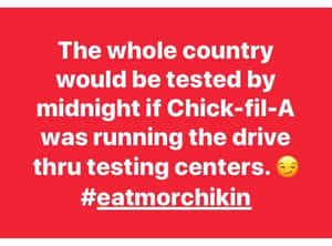 紅色背景，白色文字開 Chick-fil-A 測試中心同微笑表情符號嘅玩笑。