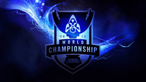 帶有電藍色能量效果的League of Legends World Championship 2013標誌。 — 冠軍 壁紙