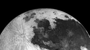 太空中月球隕石坑表面的特寫 — 太空 壁紙