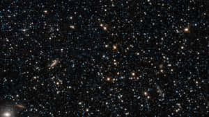 充滿恆星和遙遠星系的深邃太空