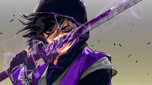 動漫戰士手持紫色劍，戴著深色兜帽，擺出動作姿勢。