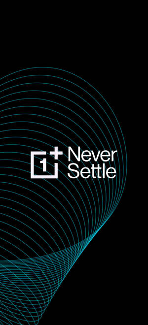 OnePlus 標誌在黑色背景上帶有發光的青色線條