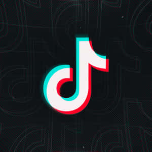 TikTok 標誌，帶有紅色和藍綠色故障效果，背景為深色紋理。 — TikTok GIF 壁紙