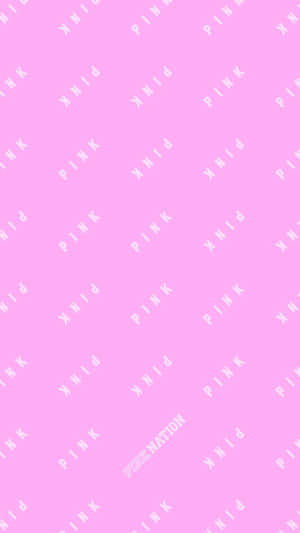 粉紅色背景，重複的白色斜體文字顯示PINK和一個PINKRATION。