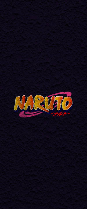 Naruto 動畫標誌，在帶有紋理的深紫色背景上帶有火熱的文字 — Galaxy Z Flip 5 壁紙