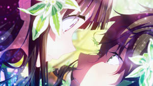 兩個眼睛發光的動漫角色，周圍有花朵，在夢幻場景中。 — 動漫擁抱 GIF 壁紙