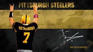 美式足球員Ben Roethlisberger身穿鋼人隊7號球衣慶祝勝利。