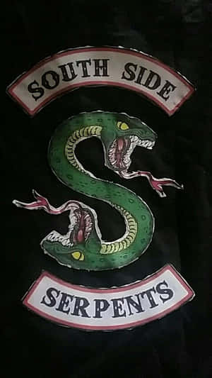South Side Serpents 電單車補丁，綠色蛇形成S形。