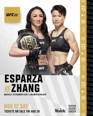 兩位身穿運動裝備的UFC女拳手，其中一位為宣傳活動手持冠軍腰帶。 — 4:5 壁紙