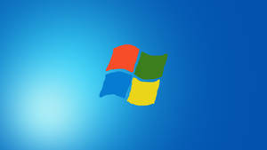 Windows標誌，四個彩色窗格在藍色漸變背景上