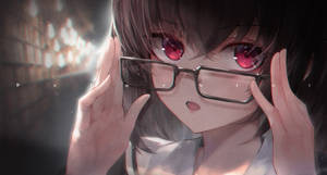 紅眼動漫女孩在圖書館抬起眼鏡