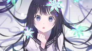 頭髮上有發光花朵的動漫女孩看起來很驚訝。