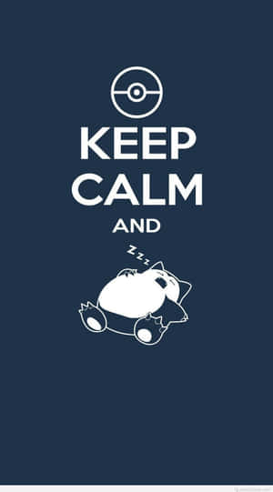 卡比獸瞓覺，上面有「Keep Calm and」文字喺深藍色背景上。 — 9:16 壁紙