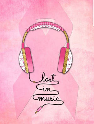 粉紅色耳機帶有絲帶設計和「lost in music」文字，在粉紅色水彩背景上。