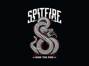 一條風格化的盤繞蛇，帶有閃電和粗體文字，寫著 Spitfire 和 Ride the Fire。