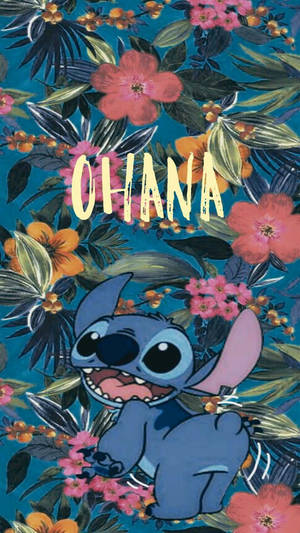 史迪奇被色彩繽紛的花朵包圍，上方寫著 ohana 一詞。 — 花卉動畫 壁紙