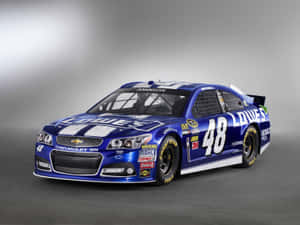 工作室環境中的藍色#48 Lowe's Chevrolet SS NASCAR賽車。