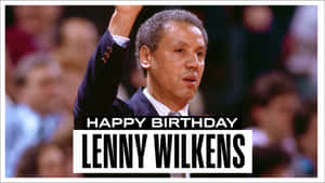 籃球教練 Lenny Wilkens 在球場上帶有生日文字疊加。