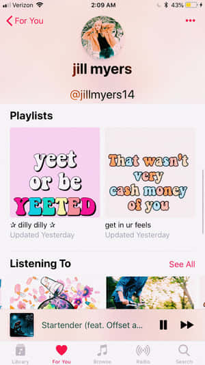顯示用戶個人資料、播放清單和當前歌曲的 Spotify 應用程式介面。