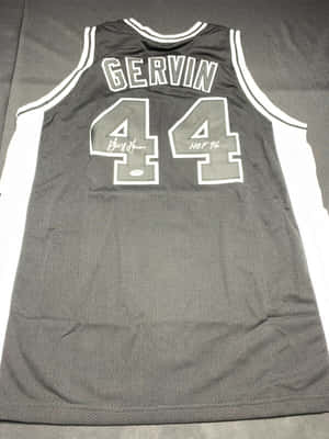 簽名籃球球衣，印有名字 GERVIN 和號碼 44。 — 籃球 壁紙