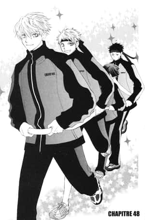 四個穿著運動外套的動漫男孩，身後閃爍著光芒自信地行走。 — POCO Pad 壁紙