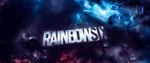Rainbow Six Siege 標誌與士兵和車輛在煙霧瀰漫的戰場場景中。