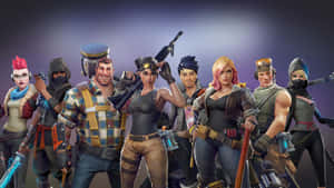 一組 Fortnite 遊戲角色以戰鬥姿態手持武器。