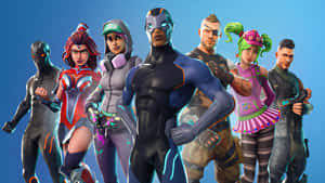 七個Fortnite遊戲角色穿著鮮豔的未來風格服裝一起擺姿勢。