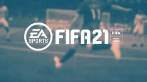 FIFA 21 EA Sports遊戲標誌覆蓋在球場上模糊的足球運動員上方。