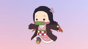 穿著和服的Q版動畫女孩手持竹劍在粉彩背景上奔跑