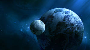 一顆巨大的藍色行星，在佈滿星星的太空場景中有一顆衛星繞其運行。