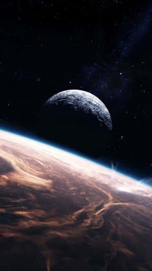 一個月球懸浮在一個有閃電風暴的行星上空，星空背景。