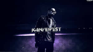 Kanye West 戴太陽眼鏡和皮夾克，在紫色光芒下，他的名字以金屬質感文字呈現。