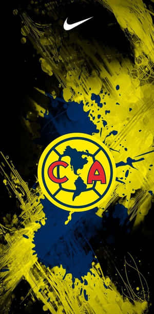 Club América 足球隊標誌帶有 Nike 勾勾，背景為黃色和藍色油漆飛濺。