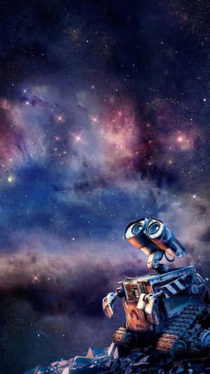 Wall-E從垃圾堆頂部仰望色彩繽紛的星空星雲。