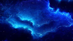 深邃太空中帶有發光星星的藍色宇宙星雲 — 雲朵 壁紙