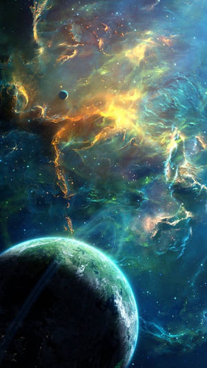 一顆綠色行星繞著一個充滿恆星和宇宙塵埃的彩色星雲運行。