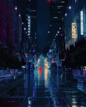 夜晚濕漉漉的城市街道，霓虹燈光反射在人行道上。