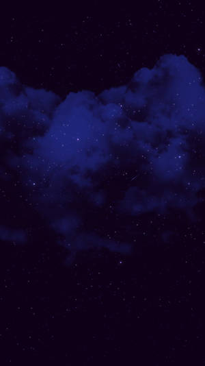 深藍色夜空，有星星和發光的雲層，以及一道微弱的流星劃過。