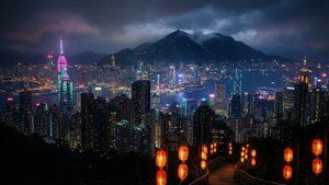 香港夜景，發光的建築物和小徑上的紅色燈籠。 — 香港 壁紙