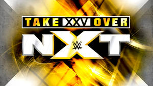 NXT Takeover XXV 摔角活動標誌，採用爆炸性的金色和白色設計。 — 火影忍者海報 壁紙